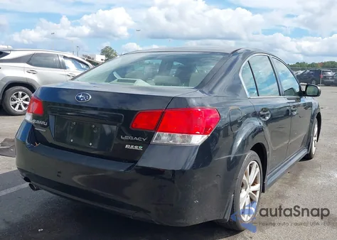 2013 Subaru Legacy 2.5I Premium из США, поврежденный, VIN 4S3BMBC69D3040560